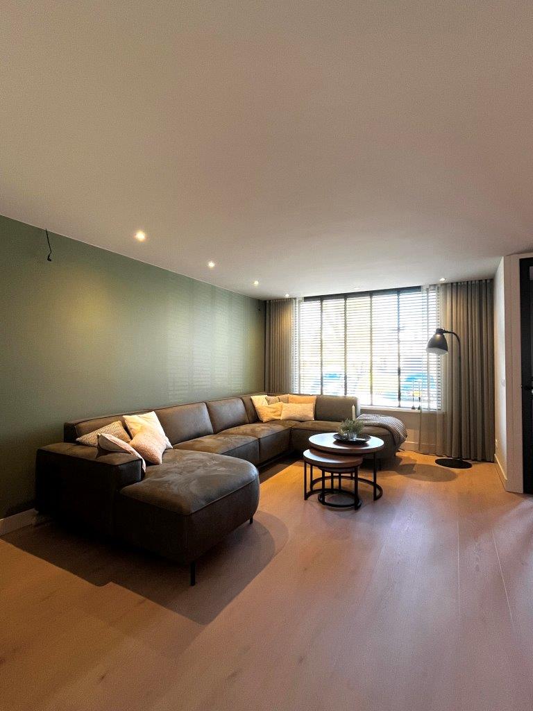 Niet verhuizen, wel verbouwen. M Oskam Aannemingsbedrijf uit Bodegraven heeft deze prachtige verbouwing opgeleverd aan zeer tevreden klanten